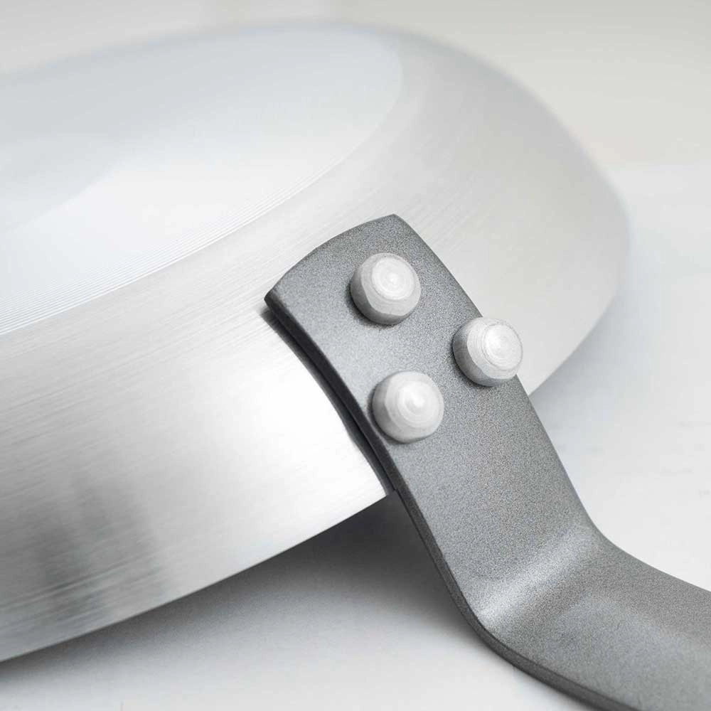 Patelnia aluminiowa nieprzywierająca, o średnicy 240 mm | STALGAST, Platinum