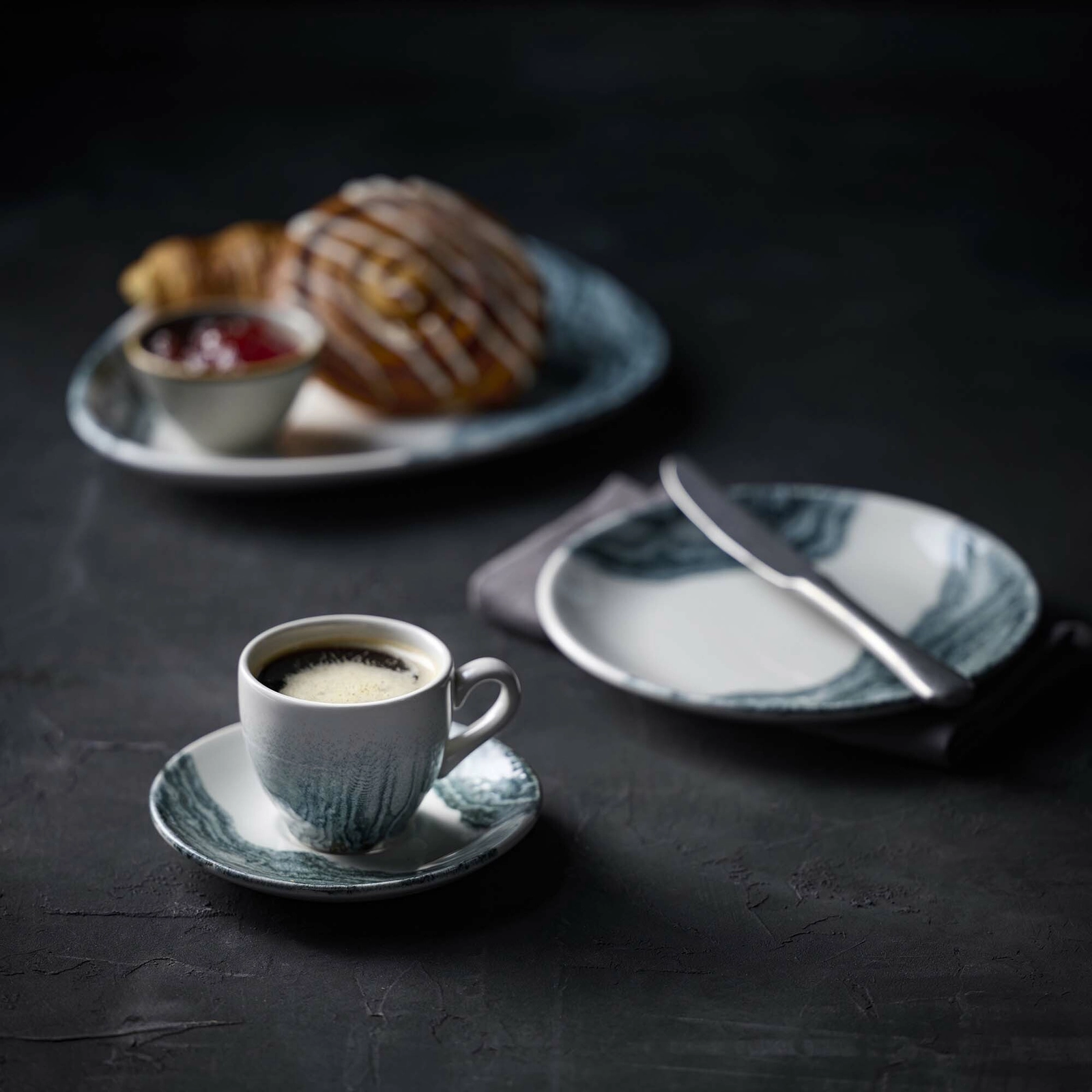 Filiżanka do cappuccino, 340 ml, kremowa | CHURCHILL, Tide Black