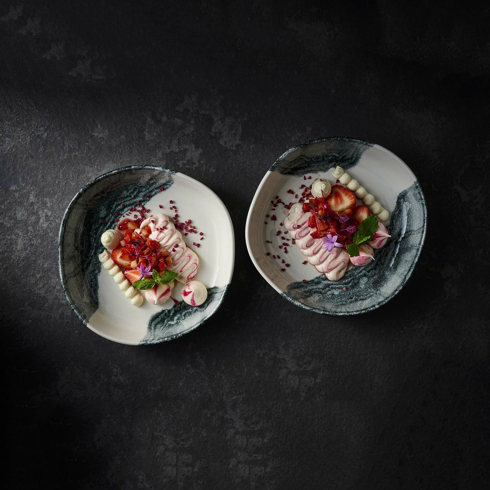 Taca porcelanowa, 300×90 mm, kremowa | CHURCHILL, Tide Black