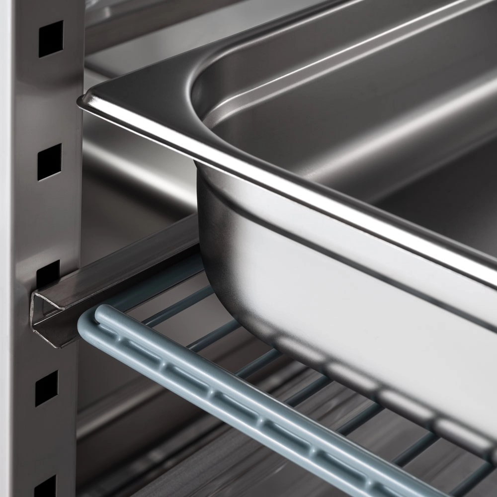 Szafa chłodnicza 2-drzwiowa ze stali nierdzewnej na nóżkach, GN 2/1, 1300 l, 1340×680×1400 mm | STALGAST, 830132