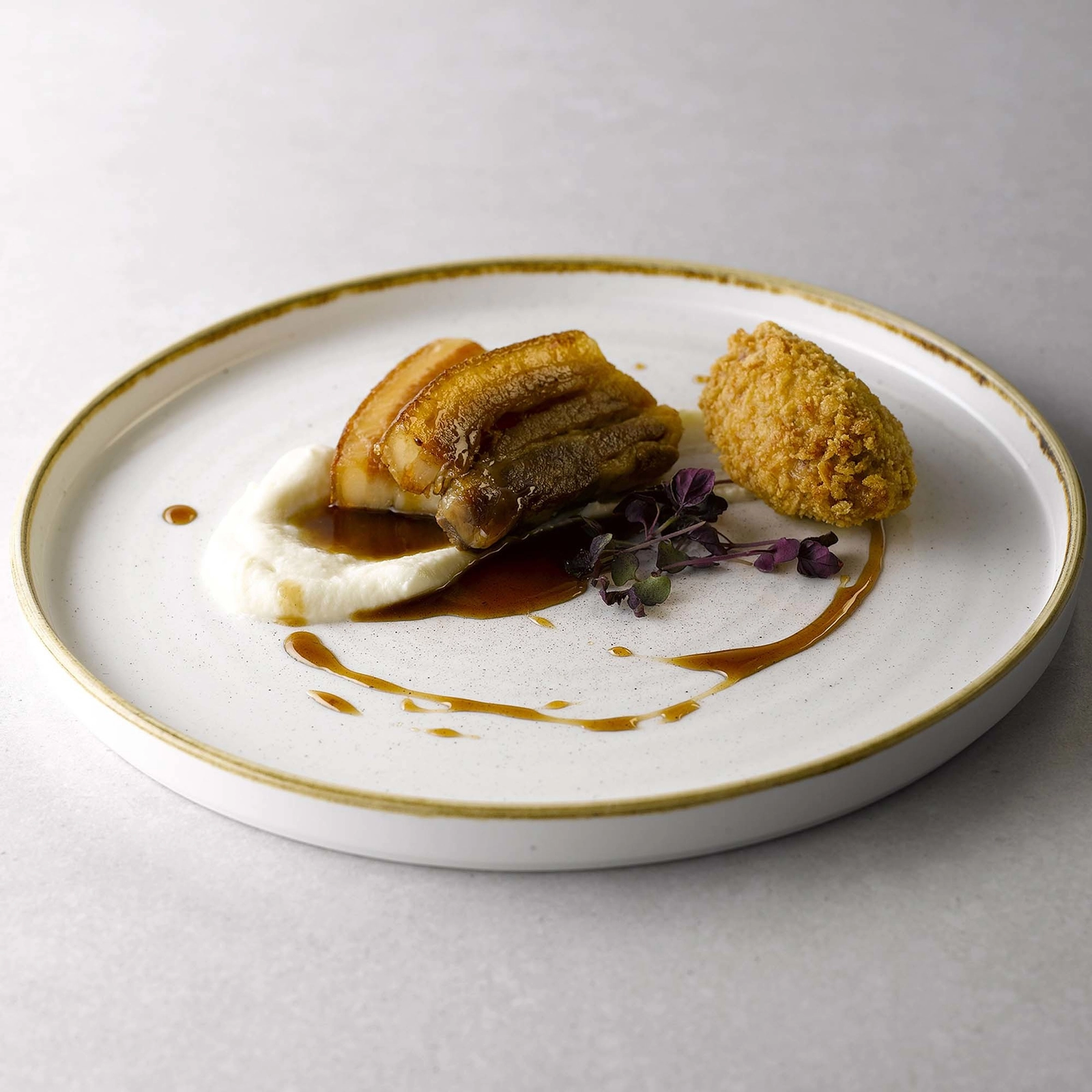 Talerz płytki z rantem, Ø210 mm | CHURCHILL, Stonecast Barley White