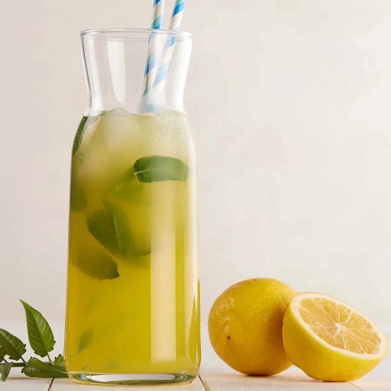 Karafka z pokrywką, 700 ml | LAV, Chelsea