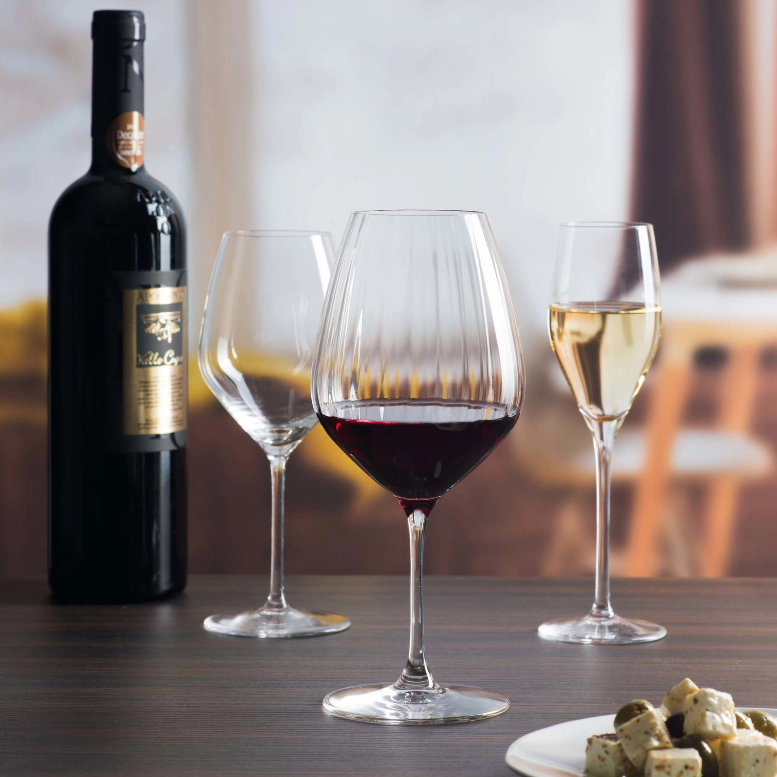 Kieliszek do wina ze szkła kryształowego, 570 ml, przezroczysty | RONA, Favourite Optical