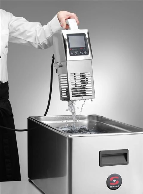 Cyrkulator zanurzeniowy do sous vide SmartVide 9, 2 kW, 230 V, 124x140x360 mm | SAMMIC, 1180140