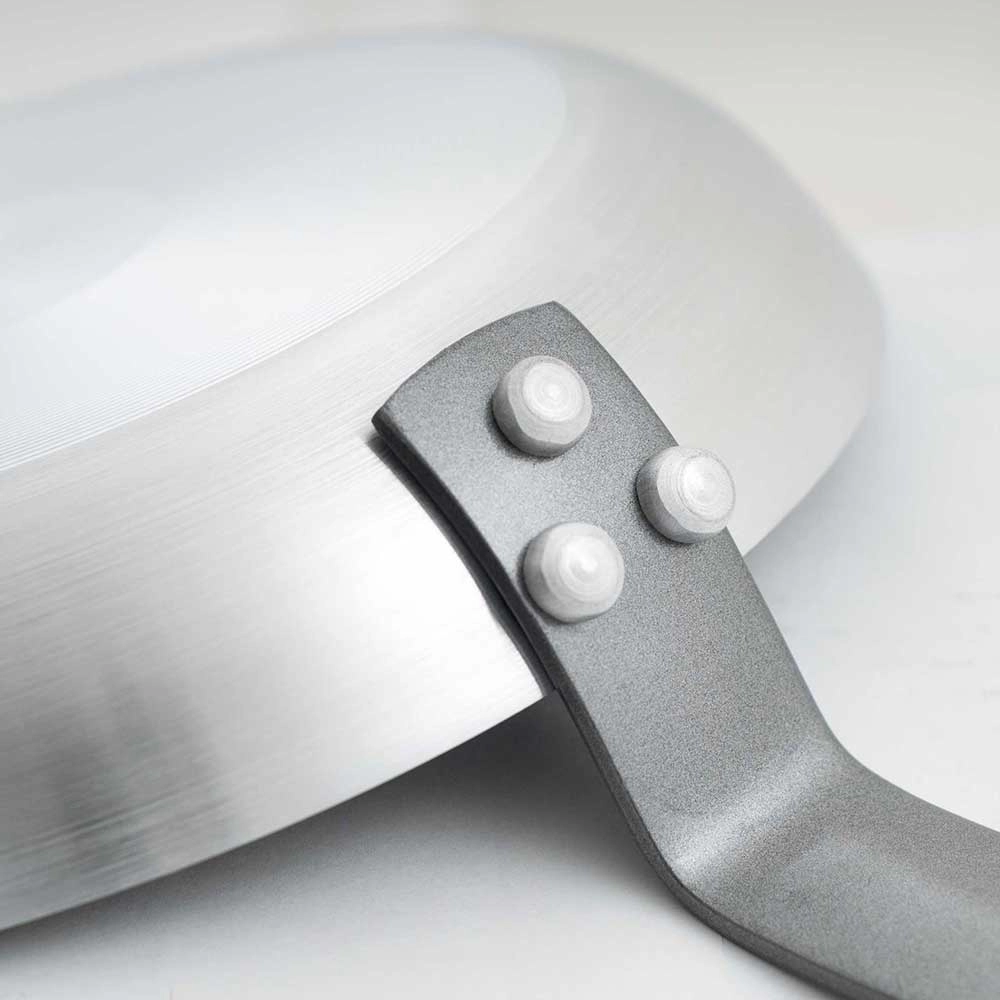 Patelnia aluminiowa nieprzywierająca do indukcji, o średnicy 240 mm | STALGAST, Platinum