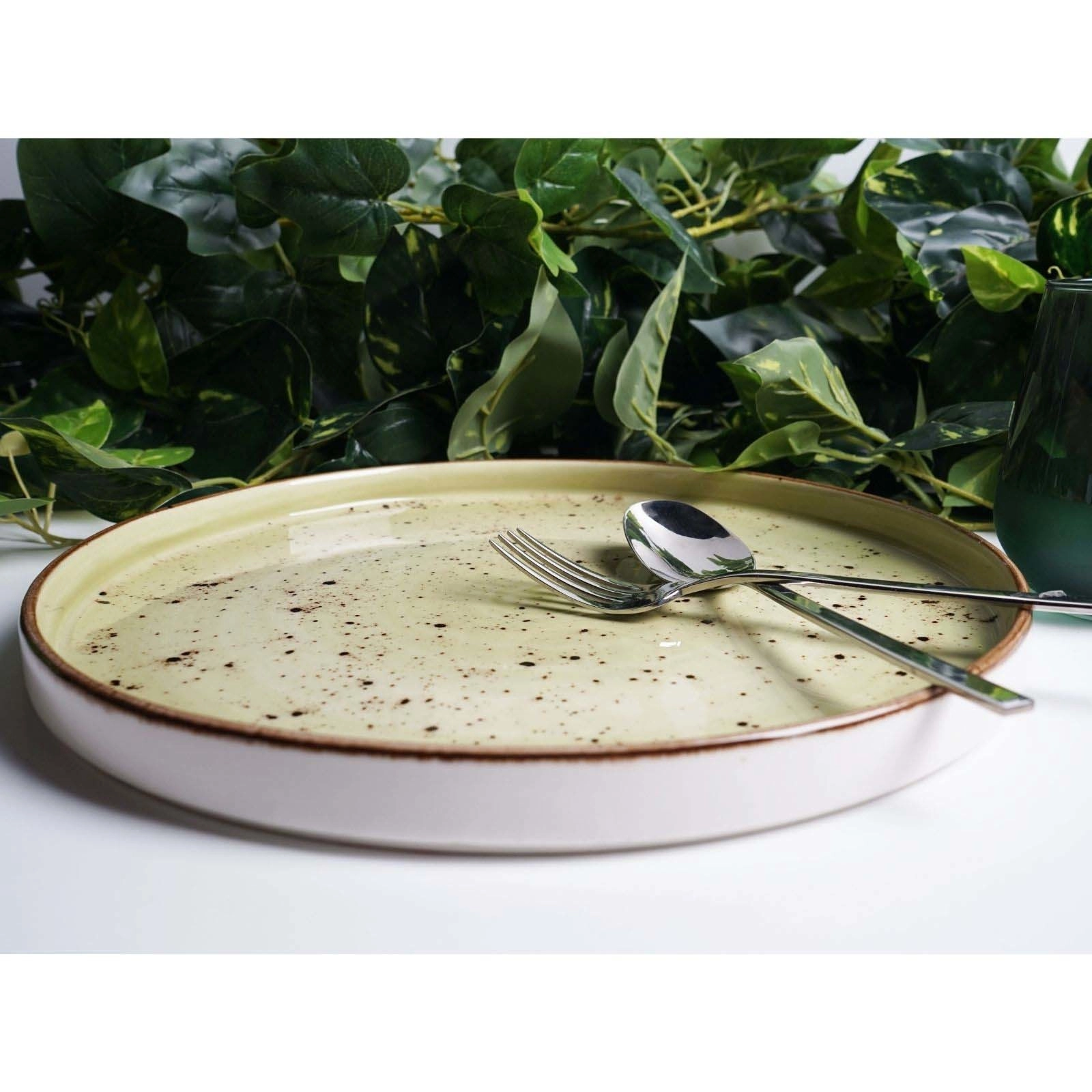 Talerz z wysokim rantem, Ø210 mm, zielony | FINE DINE, Olive